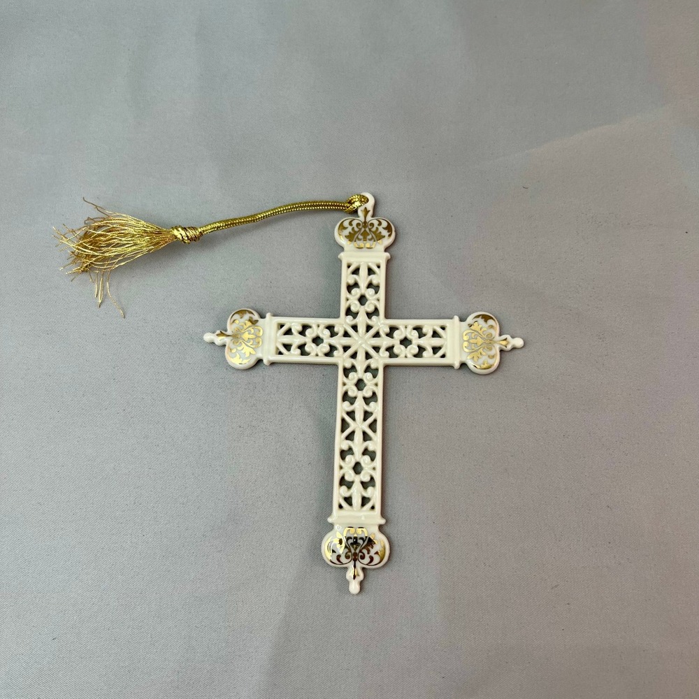 Lenox Fine Porcelain Cross Ornament Cream Gold Lattice Filigree Hanging Tassel